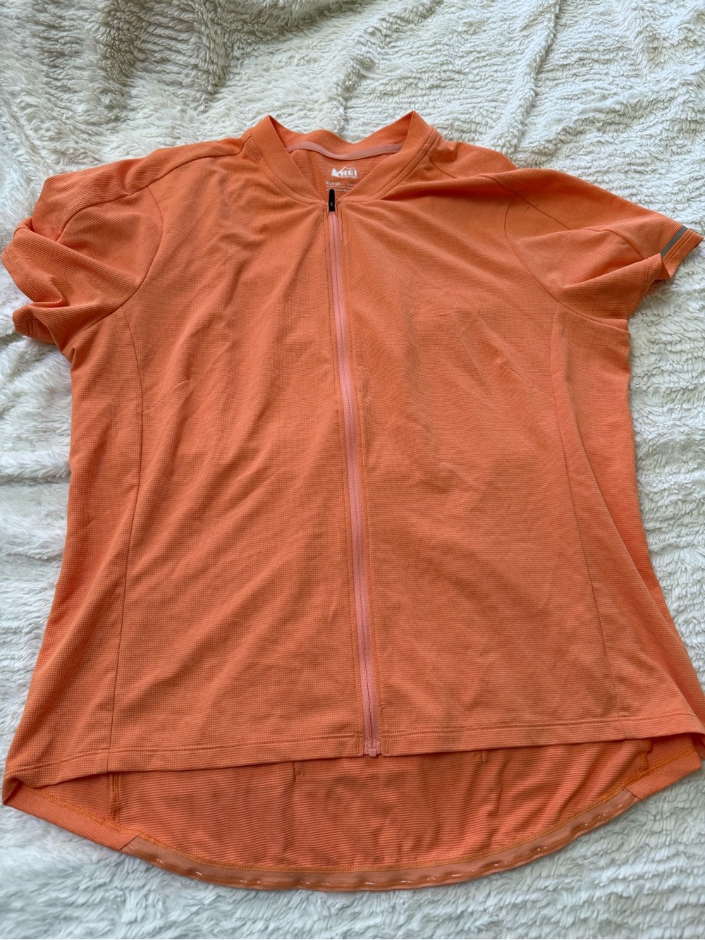 EUC REI bike jersey